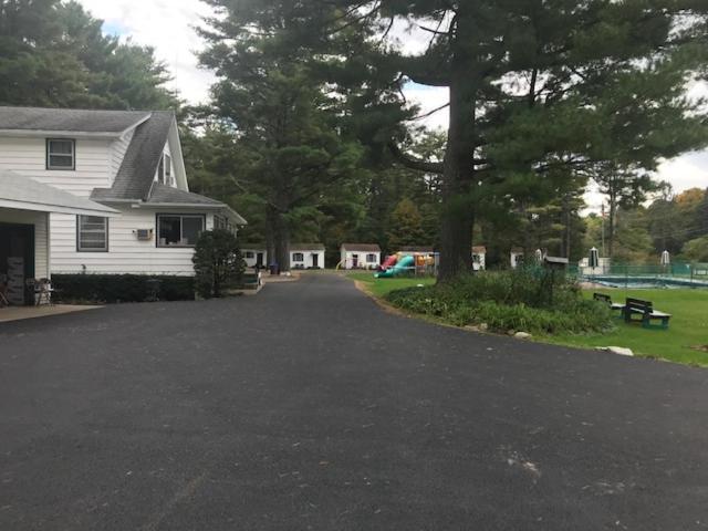 Motor Court Catskill