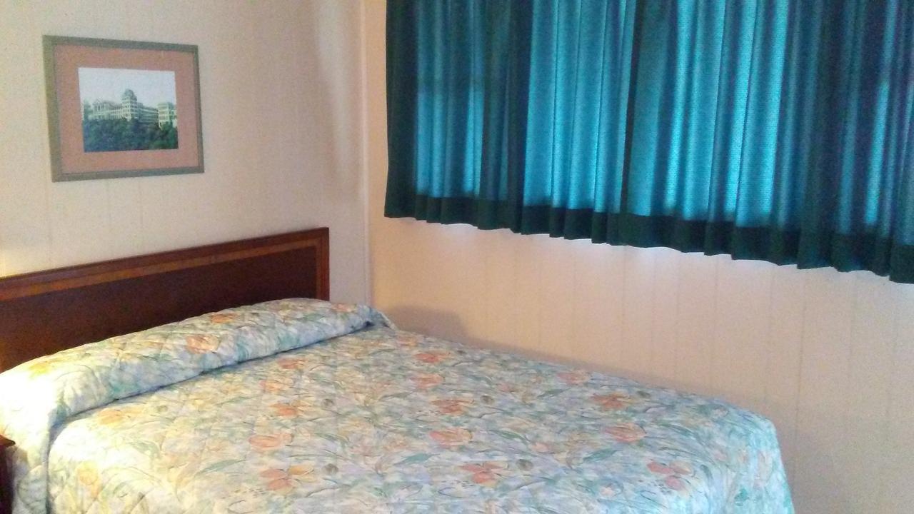 Motel Motor Court 2*
