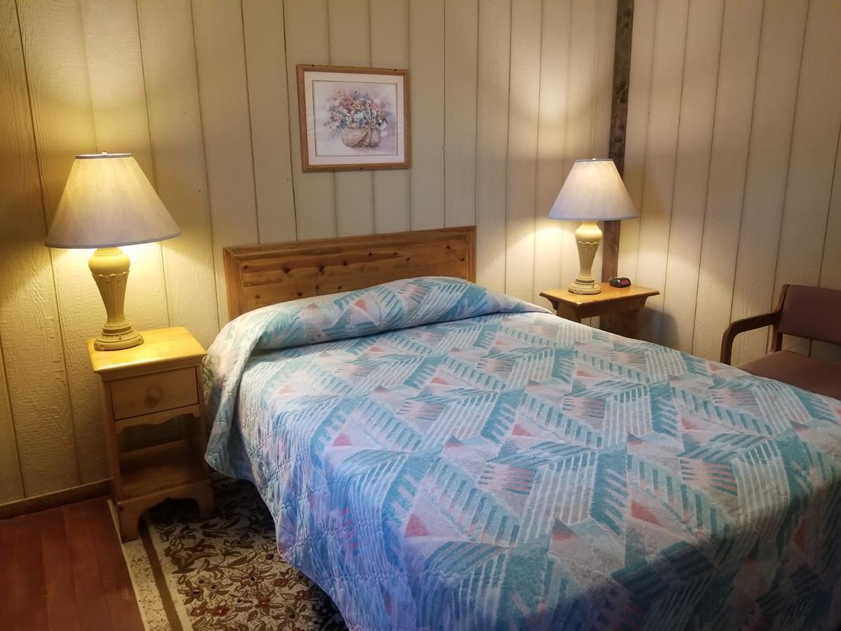 Motel Motor Court