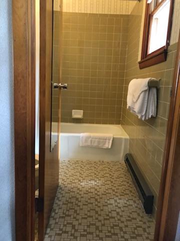 Motor Court Motel 2*